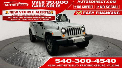 Bright White Clearcoat 2018 Jeep Wrangler JK Unlimited Sahara