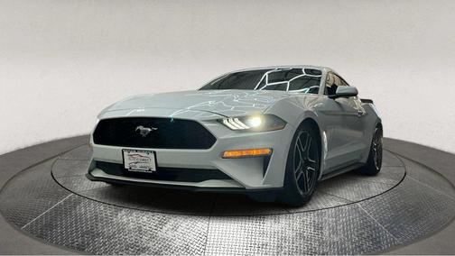 2020 Ford Mustang EcoBoost