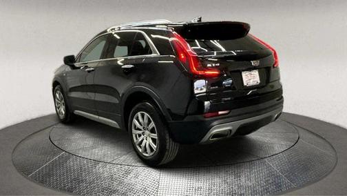 2022 Cadillac XT4 Premium Luxury