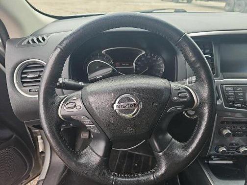 2020 Nissan Pathfinder SL 4WD