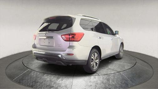2020 Nissan Pathfinder SL 4WD