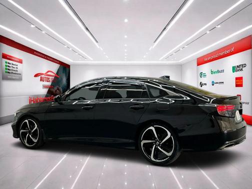 Crystal Black Pearl 2018 Honda Accord Sport