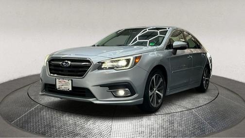Ice Silver Metallic 2018 Subaru Legacy Limited