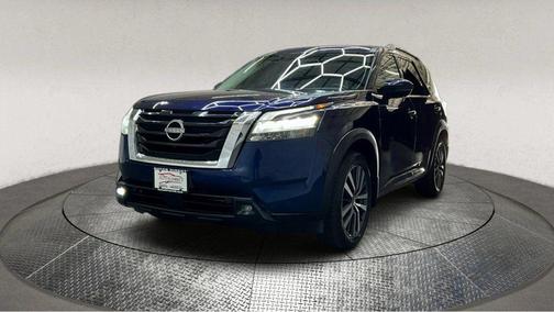2022 Nissan Pathfinder Platinum 4WD
