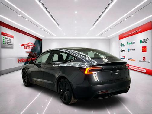 Gray 2024 Tesla Model 3 Standard Range