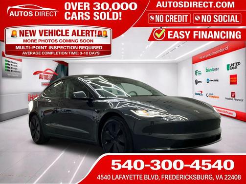 Gray 2024 Tesla Model 3 Standard Range