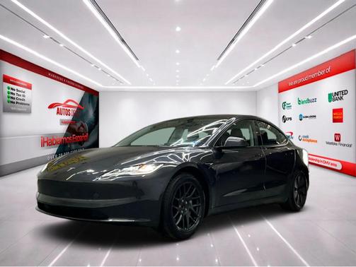 Gray 2024 Tesla Model 3 Standard Range
