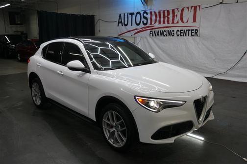 Photo 2 of 32 of 2019 Alfa Romeo Stelvio Ti Sport