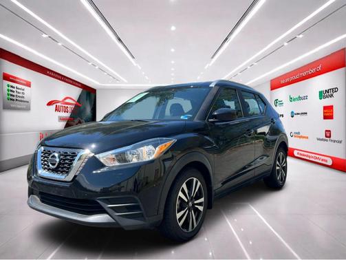 Super Black 2019 Nissan Kicks SV
