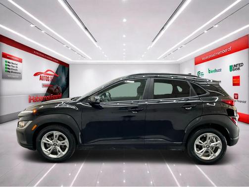 Abyss Black Pearl 2023 Hyundai KONA SEL