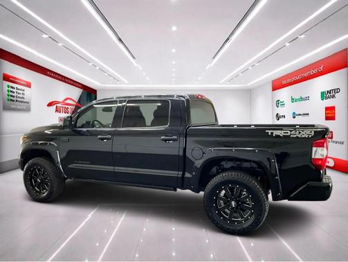 Midnight Black Metallic 2019 Toyota Tundra SR5