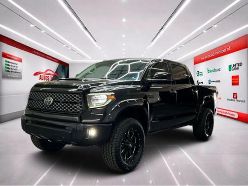 Midnight Black Metallic 2019 Toyota Tundra SR5