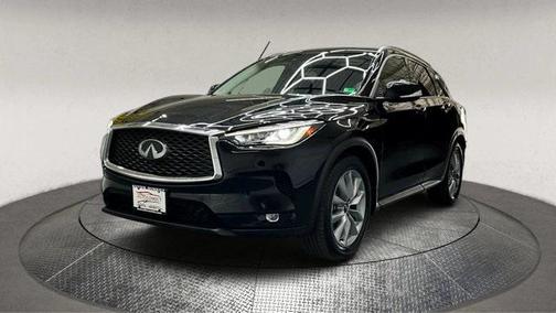 2022 INFINITI QX50 LUXE AWD