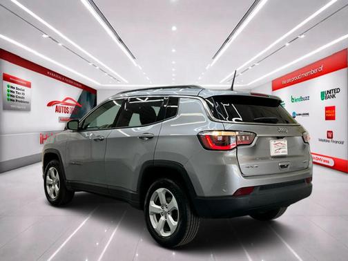 Billet Silver Metallic Clearcoat 2018 Jeep Compass Latitude