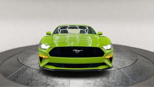 2020 Ford Mustang EcoBoost