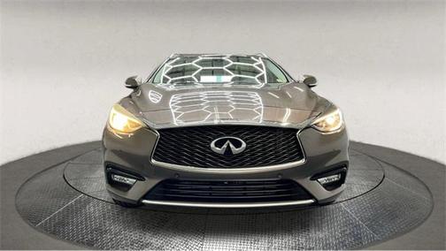 2018 INFINITI QX30 Premium