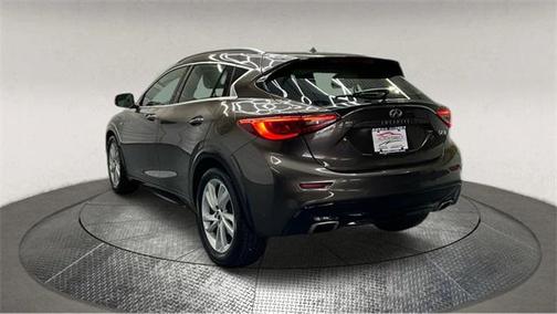 2018 INFINITI QX30 Premium
