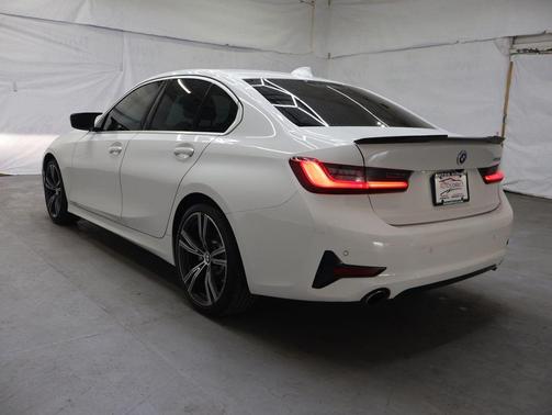Alpine White 2020 BMW 330 330i