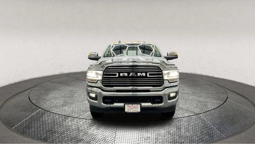 2022 RAM 2500 Laramie Crew Cab 4x4 8' Box