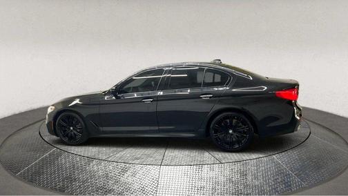 Black Sapphire Metallic 2018 BMW 540 540i
