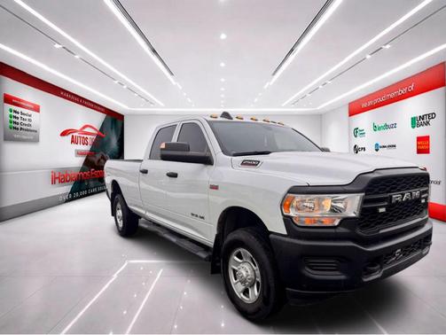 2022 RAM 2500 Tradesman Crew Cab 4x4 8' Box