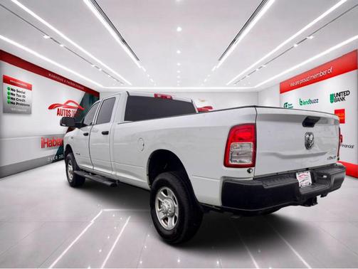 2022 RAM 2500 Tradesman Crew Cab 4x4 8' Box