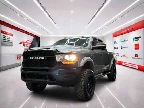 2020 RAM 2500 Tradesman Crew Cab 4x4 6'4' Box