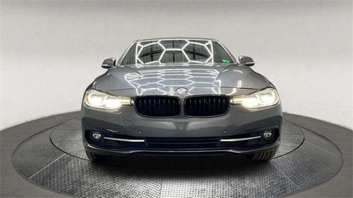 2018 BMW 330 330i