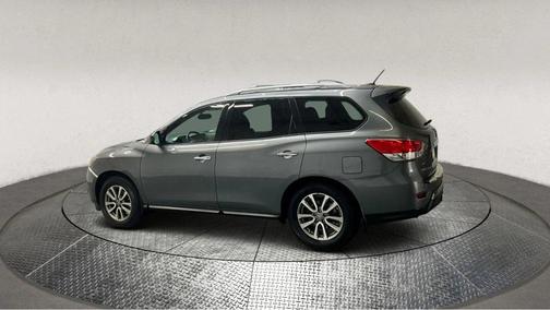 2015 Nissan Pathfinder SV