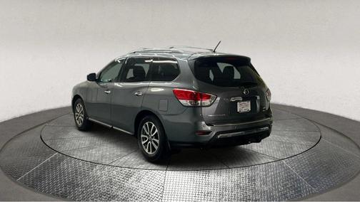 2015 Nissan Pathfinder SV