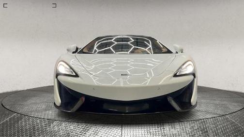 2017 McLaren 570GT Base