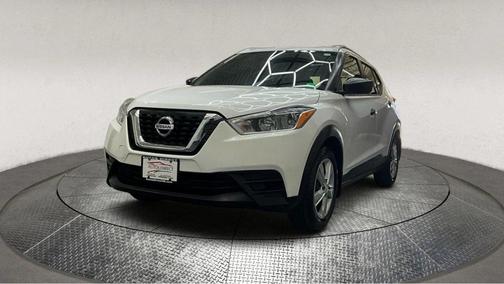 2019 Nissan Kicks S