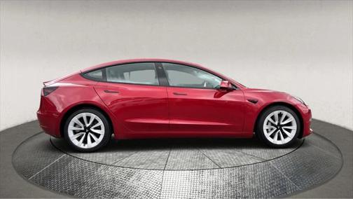 2022 Tesla Model 3 Standard Range