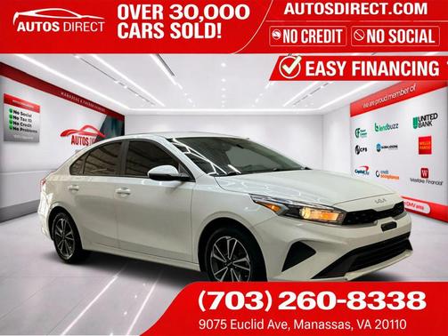 Snow White Pearl 2023 Kia Forte LXS