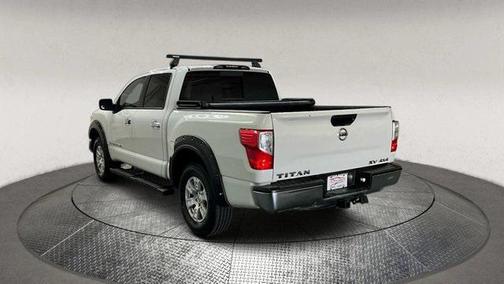 2018 Nissan Titan SV