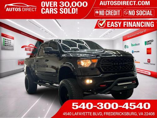 Diamond Black Crystal Pearlcoat 2022 RAM 1500 Big Horn/Lone Star