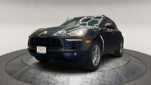 2017 Porsche Macan Base