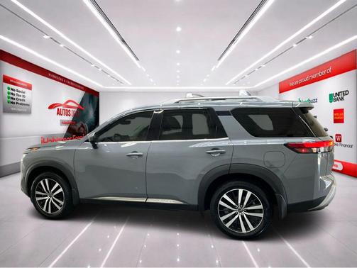 Boulder Gray Pearl 2024 Nissan Pathfinder Platinum 4WD