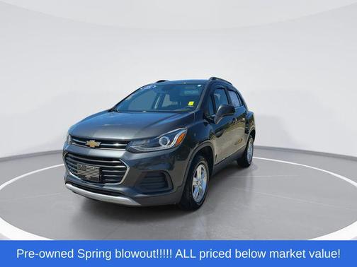 Nightfall Gray Metallic 2018 Chevrolet Trax LT