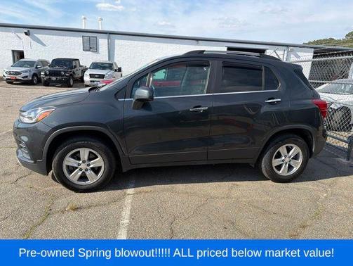 Nightfall Gray Metallic 2018 Chevrolet Trax LT