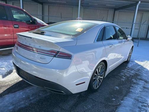 2020 Lincoln MKZ Standard