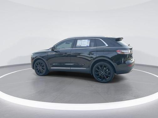 INFINITE BLACK 2021 Lincoln Nautilus Reserve