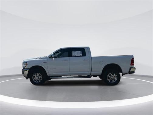 2022 RAM 2500 Laramie Crew Cab 4x4 6'4' Box