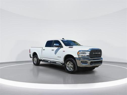 2022 RAM 2500 Laramie Crew Cab 4x4 6'4' Box
