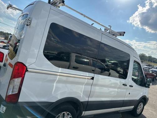 2017 Ford Transit-150 XLT
