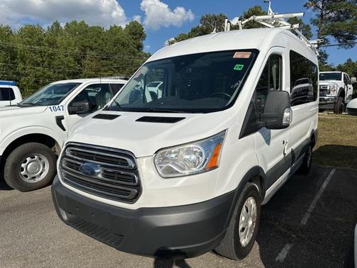 2017 Ford Transit-150 XLT