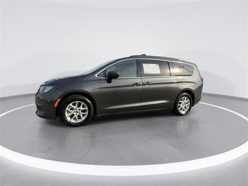 2021 Chrysler Voyager LXI