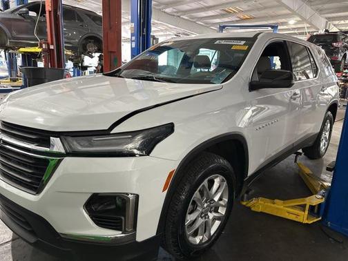 2022 Chevrolet Traverse LS