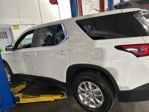 2022 Chevrolet Traverse LS