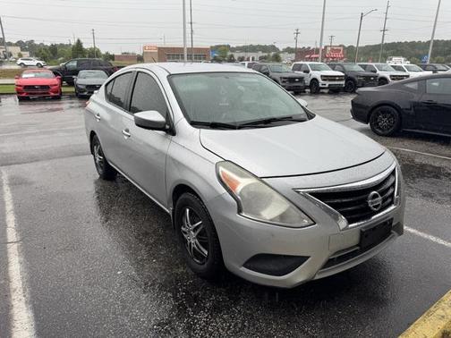 2015 Nissan Versa 1.6 SV